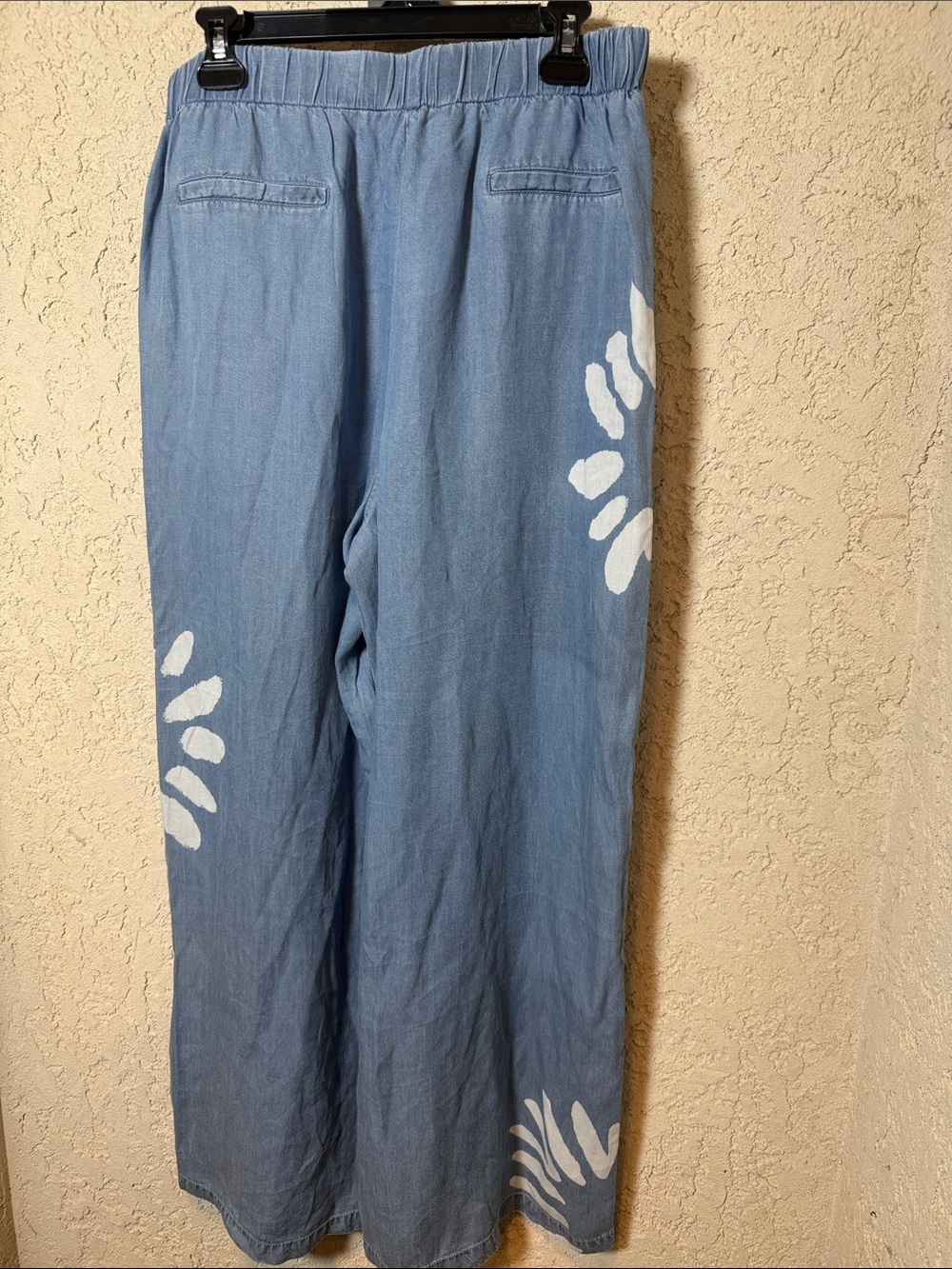 Nanette Lepore Chambray Floral Print Wide Leg Pants Large NWT - Picture 4 of 4